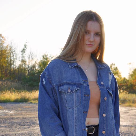 Meet your Posher, Léony - Picture 1 of 1